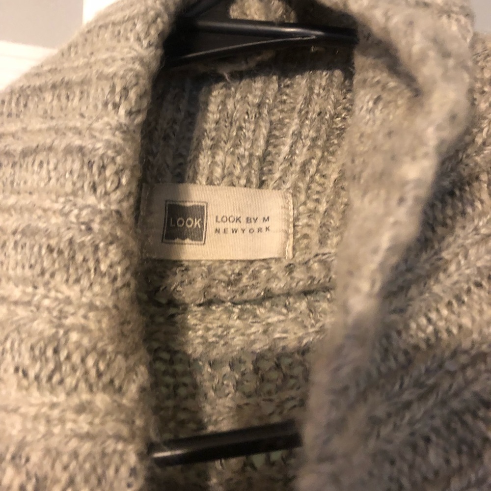 Cardigan - Picture 2 of 3